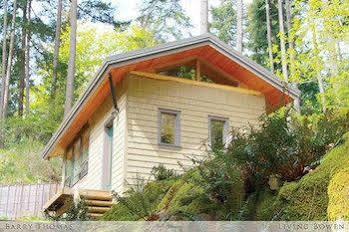 Nectar Yoga B&B On Bowen Island ฮอร์สชูเบย์ ภายนอก รูปภาพ
