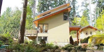 Nectar Yoga B&B On Bowen Island ฮอร์สชูเบย์ ภายนอก รูปภาพ